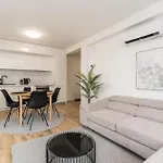 2 Bedroom Amazing In Διαμέρισμα