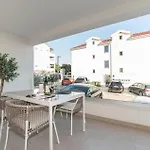 2 Bedroom Amazing In Διαμέρισμα