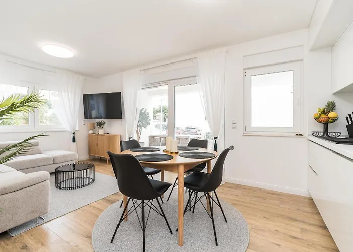 2 Bedroom Amazing In *